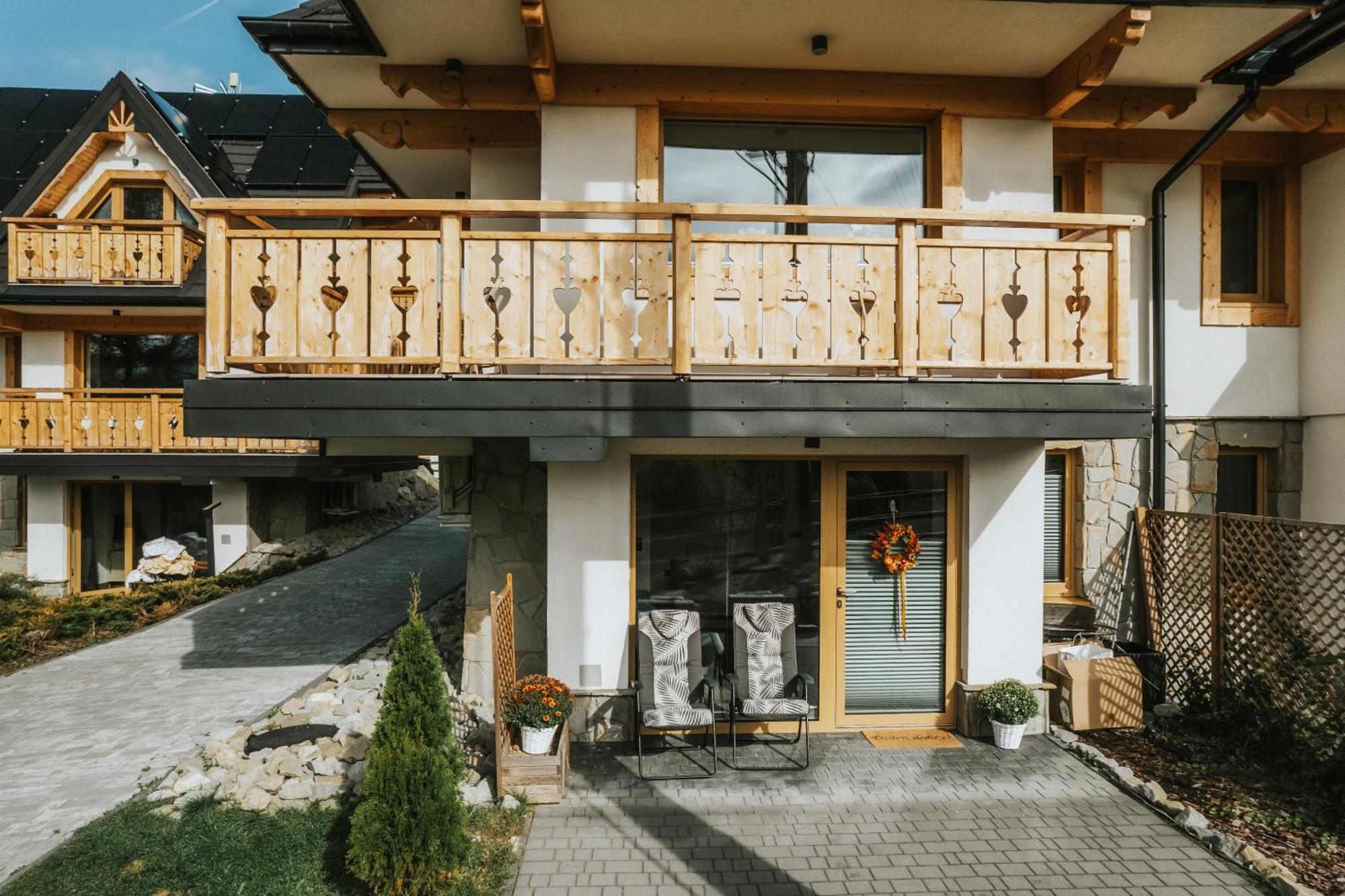 Chalet Mountain Base - Dom Hrabiego *